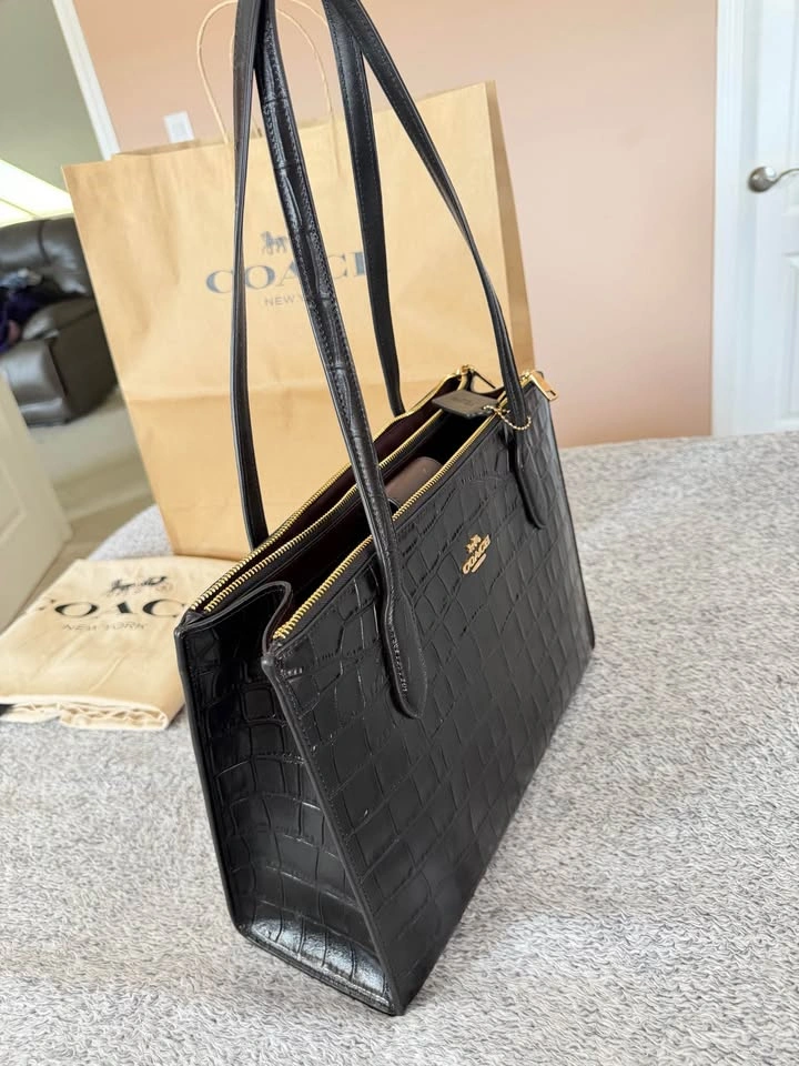 Coach Nina Tote CL654 Black Croc-Embossed Leather - photo 3