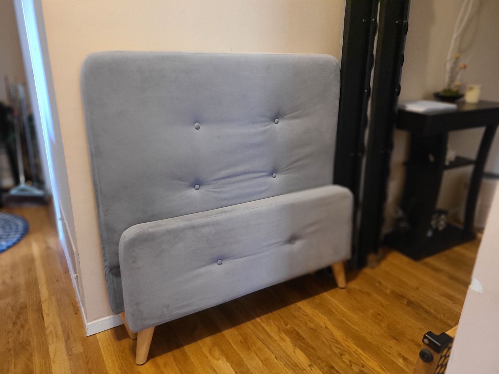Upholstered Gray Twin Bed Frame - photo 5