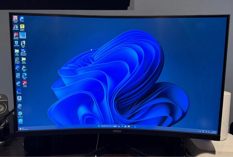 MSI MAG322CQR – 32” Curved 1440p Gaming Monitor (165Hz) - photo 2