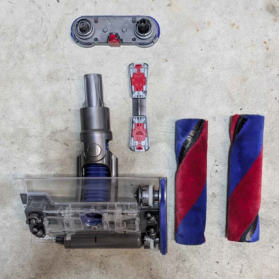 Dyson Omni-glide Cordless Vacuum - photo 2