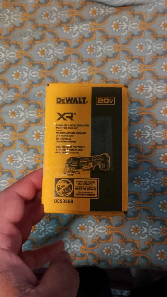 DEWALT XR 20V MAX Brushless 3-Speed Oscillating Multi-Tool - photo 3