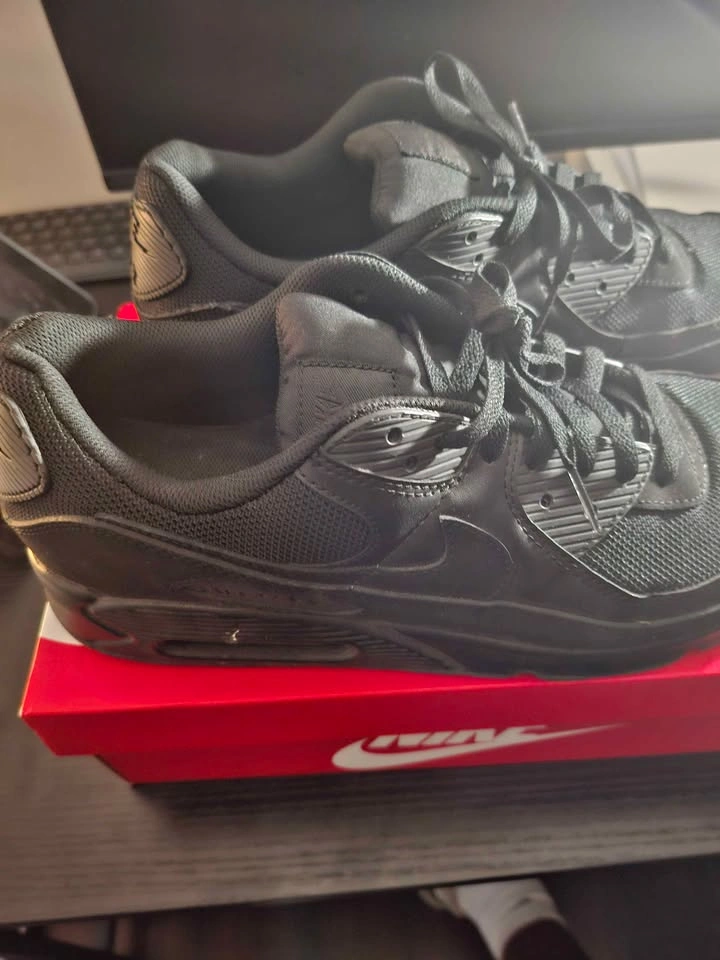 Air max 90 shoes - black, size 13 . Medium width - photo 2