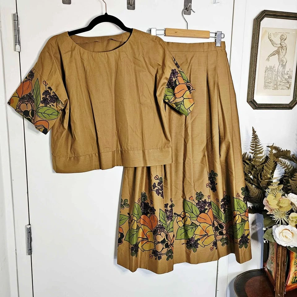 XS 70s Matching Skirt and Top Set Brown Floral Retro