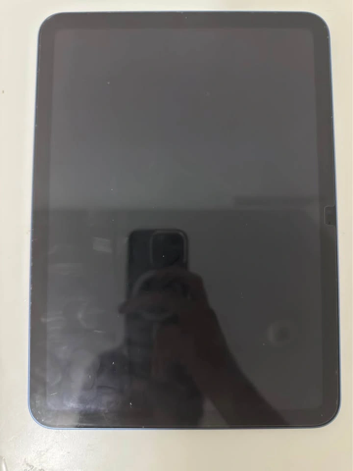 Ipad A16 (128GB) 100% battery life, basically new - photo 4