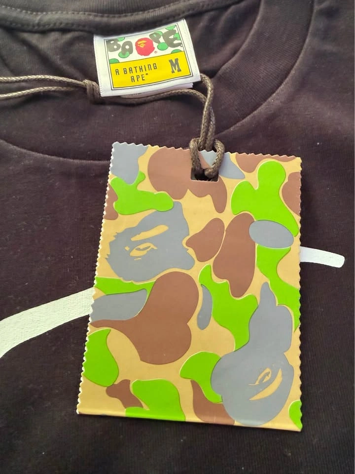 A Bathing Ape (BAPE) T-Shirt - photo 4