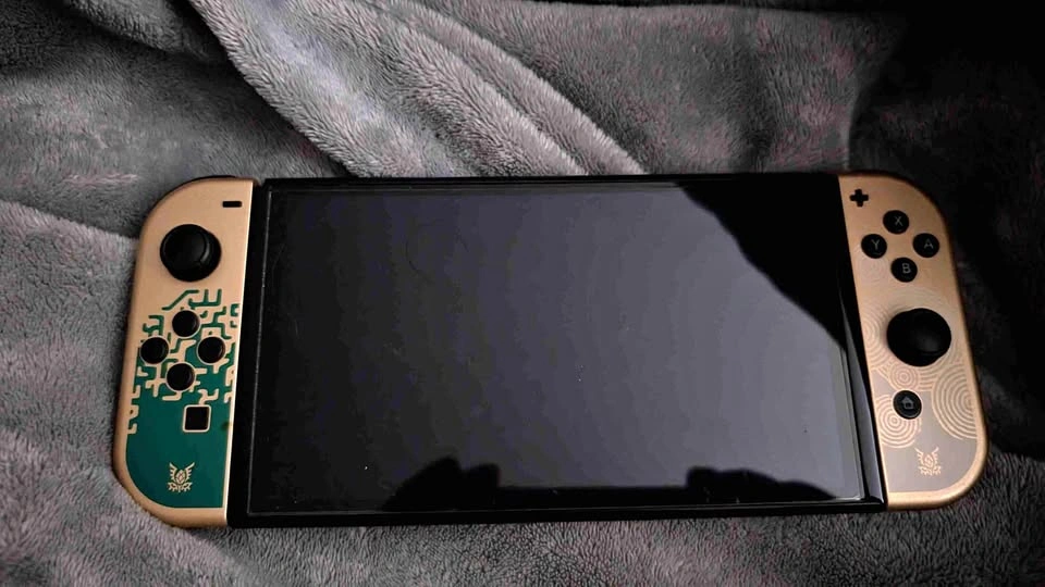 Tears of the Kingdom OLED Special edition switch