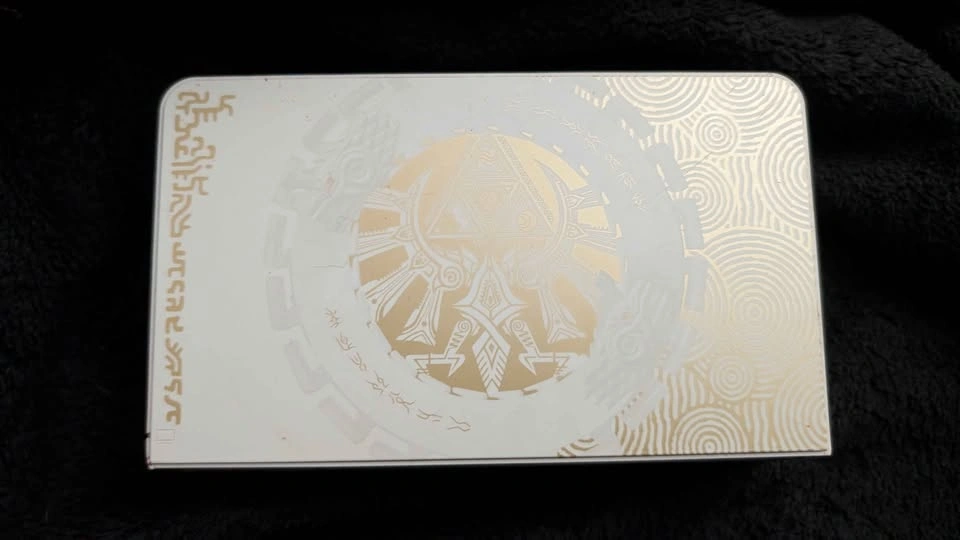 Tears of the Kingdom OLED Special edition switch - photo 3