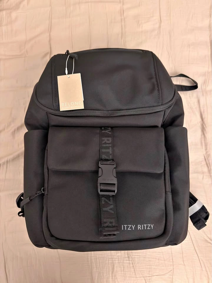 Itzy Ritzy Belong Bucket Backpack™ Black