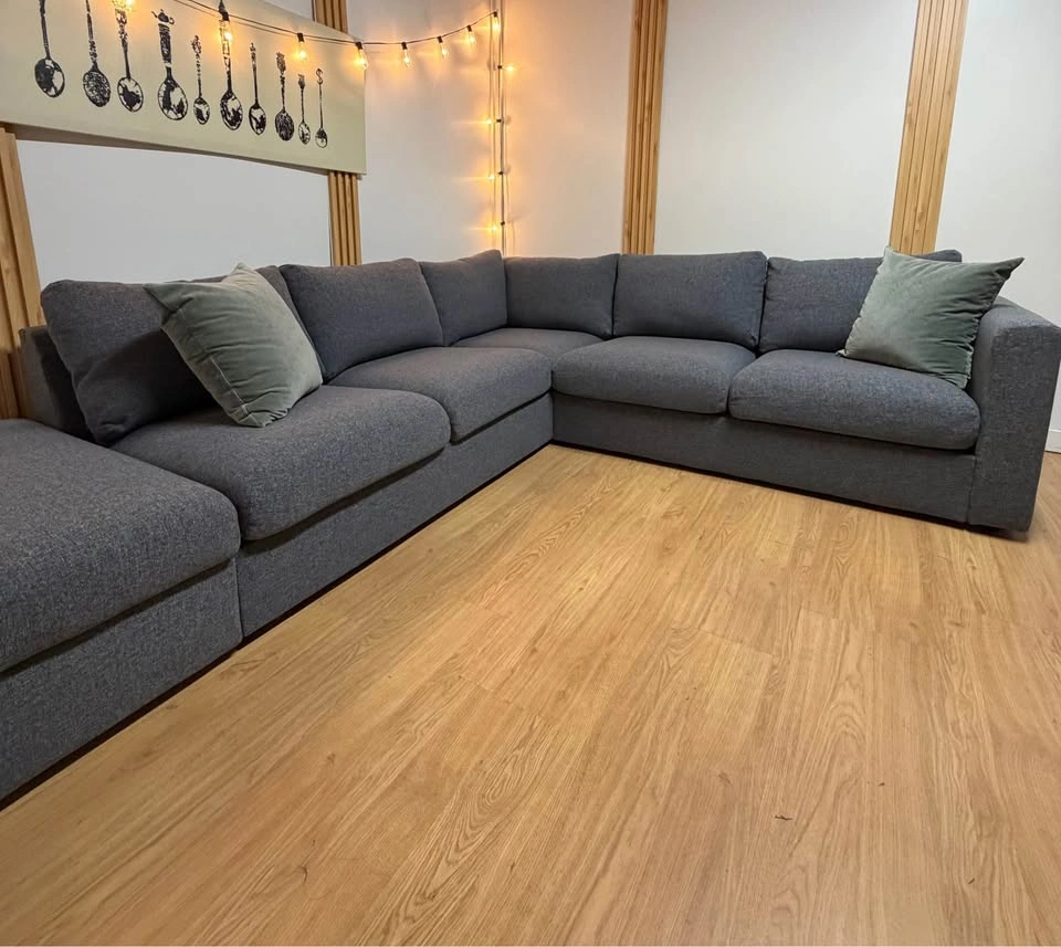 Finnala Corner Sectional + Ottoman - photo 4