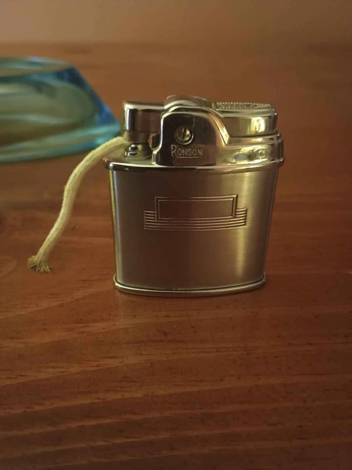 Vintage 1950s Ronson Sport Lighter w/Original Box - photo 5