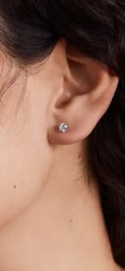 .6 Carat Diamond and White Gold Earrings - photo 4