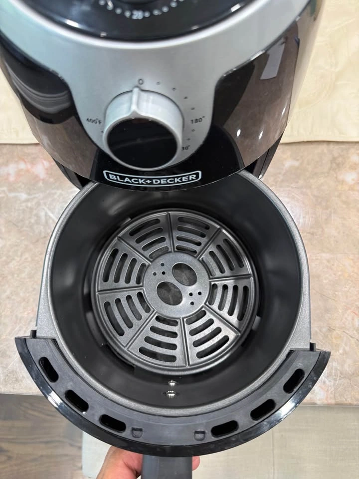 Black & Decker Air Fryer - photo 4
