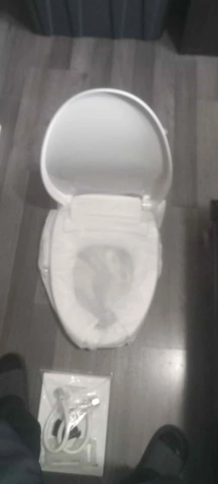 Kohler PureWash E545 bidet seat - photo 3