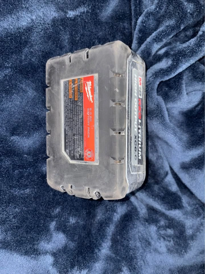 Milwaukee M18 REDLITHIUM HIGH OUTPUT XC6.0 Battery Pack - photo 2