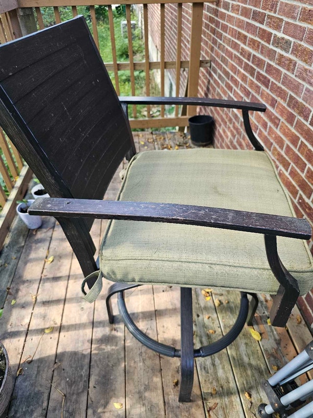 Metal Swivel Patio Chair