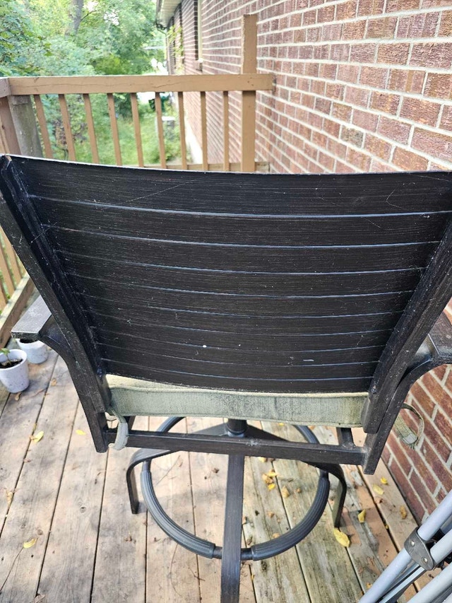 Metal Swivel Patio Chair - photo 3