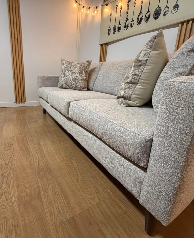 1 Year Old Urban Barn Santana Sofa - photo 4