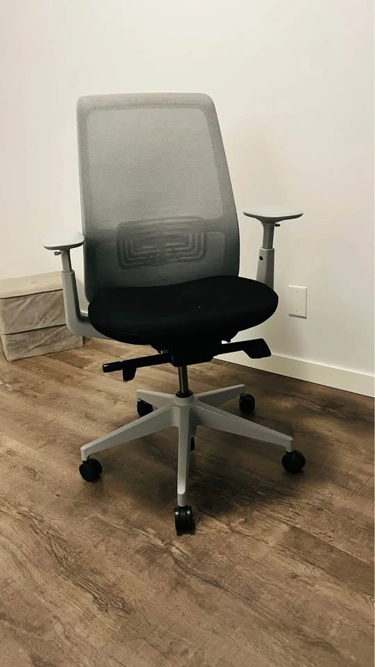 Steelcase Series 1 Office Chair - photo 4