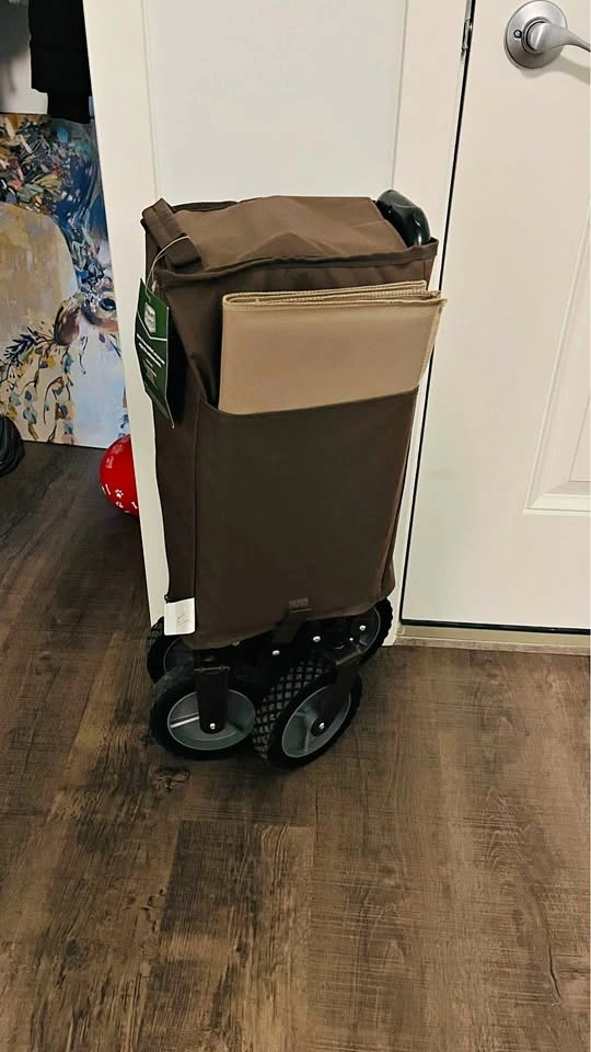 Timber Ridge Collapsible Wagon
