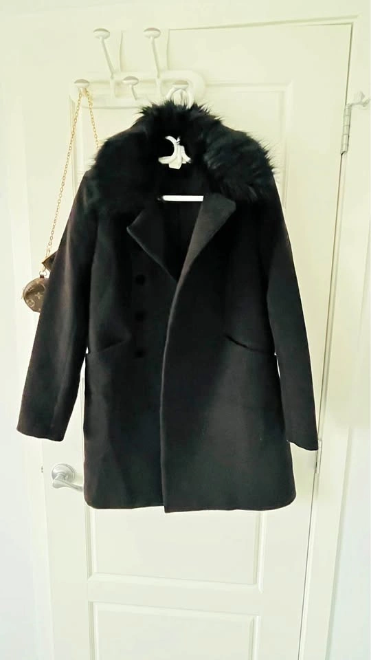 H&M Black Faux Fur Collar Pea Coat