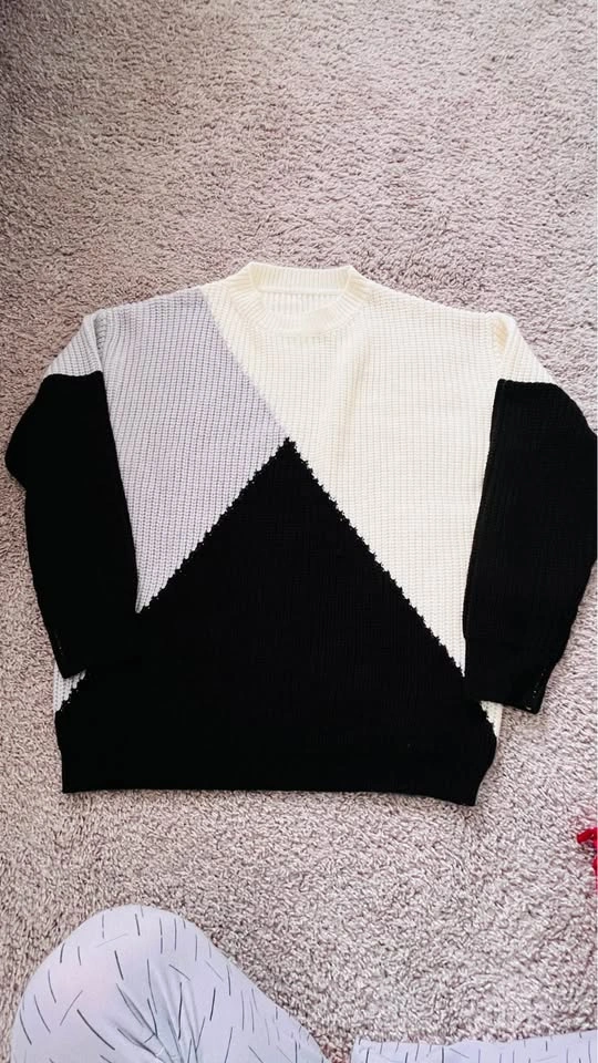 Women's Sweaters - Old Navy, H&M, and More - photo 2