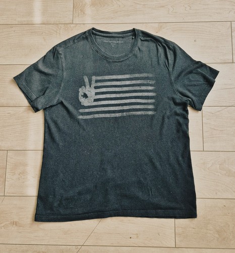 John Varvatos Star USA Peace Flag Graphic Tee Mens M Black