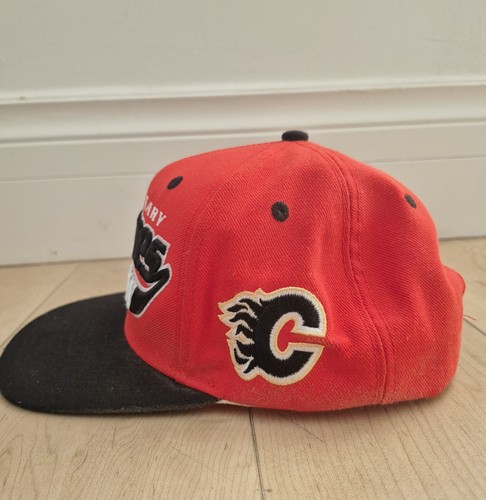 Calgary Flames CCM ProLid Snapback Cap Red Black Script - photo 2