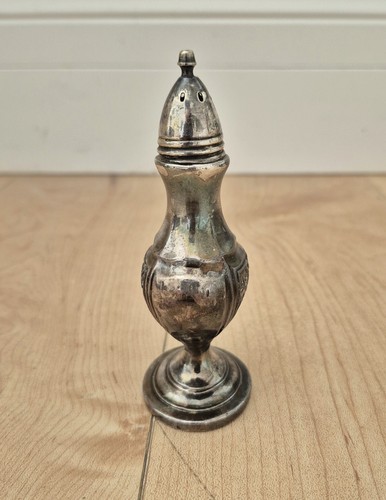 Vintage BP Canada Silver Plate Sugar Caster Muffineer - photo 2