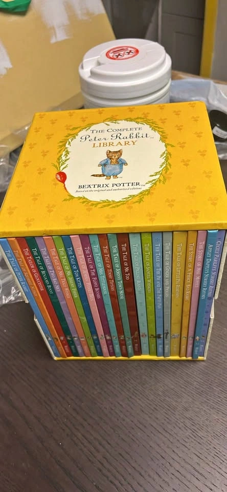 The complete Peter rabbit library (books 1-23)