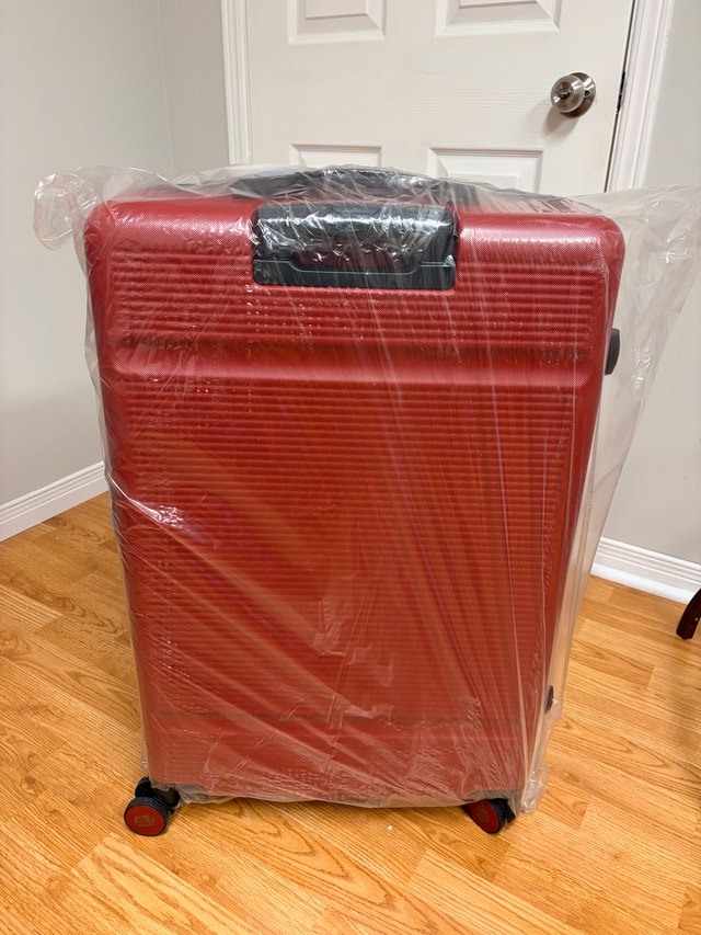 Zitahli Red Luggage Set 20” 24” 28” - Brand New - photo 5