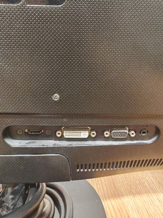 ASUS 24" Full HD Monitor with HDMI, DVI & VGA - photo 4
