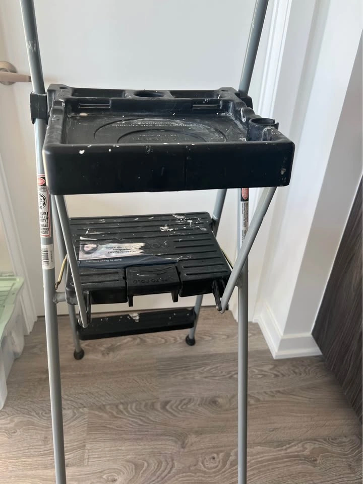 Cosco 3-step folding ladder - photo 5