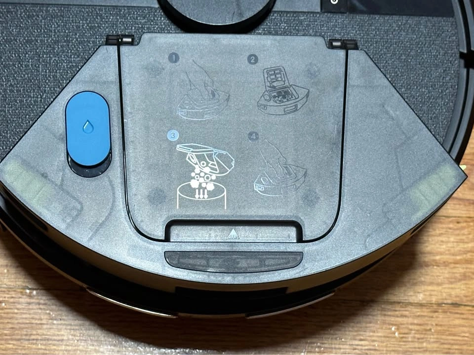 iRobot Roomba Combo 105 Robot Vacuum & Mop with AutoEmpty Dock - photo 4