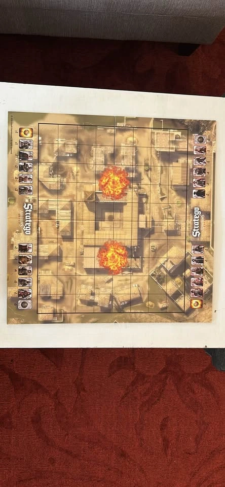 Stratego Board Game - photo 3