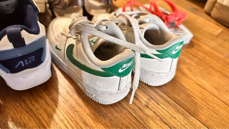 Kids shoes bundle - photo 3