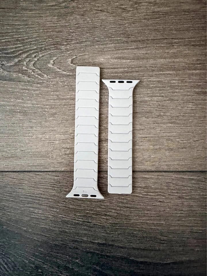 Magnetic Link Watch Band for Apple Watch 40, 41 and 42 mm