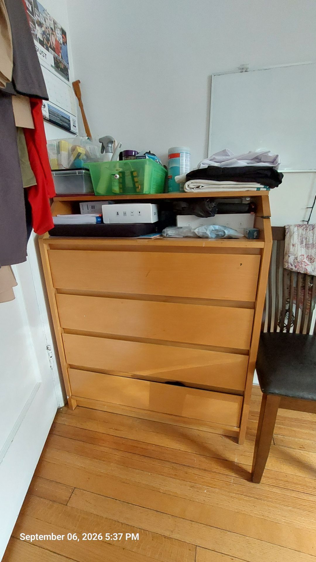 IKEA Malm 4-Drawer Dresser in Oak Veneer