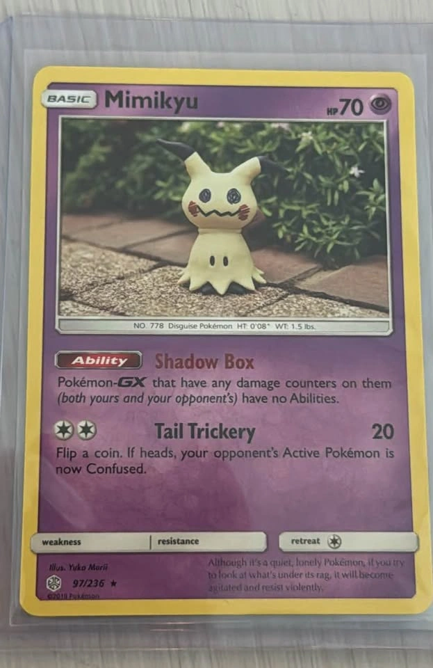 Mimikyu by yuka morii Pokémon card