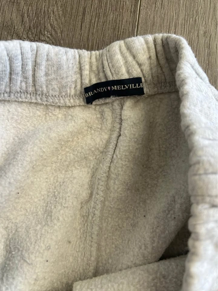 Brandy Melville and Twik Sweatpants - photo 3