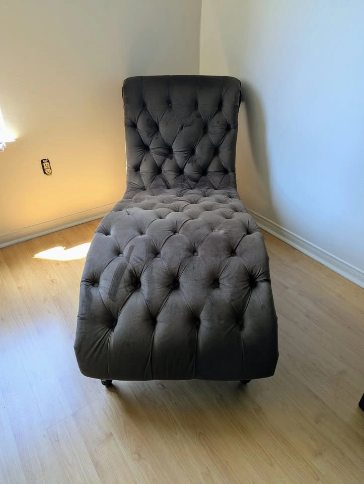 Tufted Velvet Chaise Lounge - 5'L x 26"W x 3'H - Sturdy Frame - photo 2