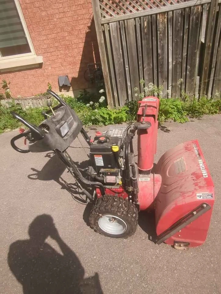 Craftsman SnowBlower - photo 2