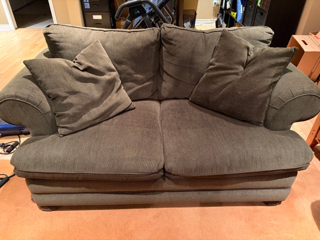 LA-Z-Boy Sofa & Loveseat Combo - photo 2
