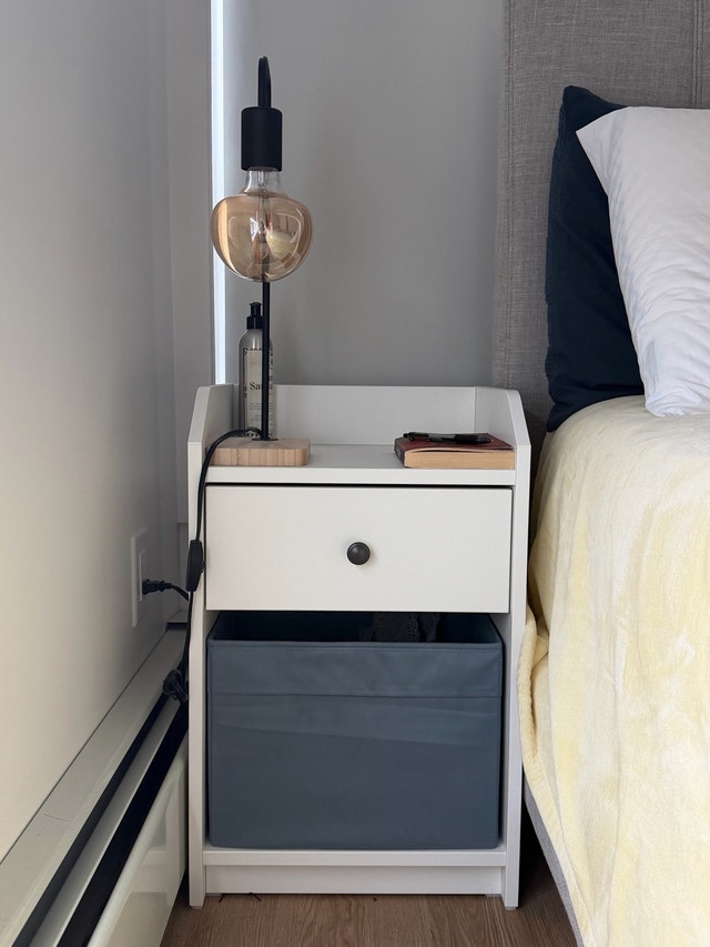 2 Nightstands with Really Cool Lamps x2