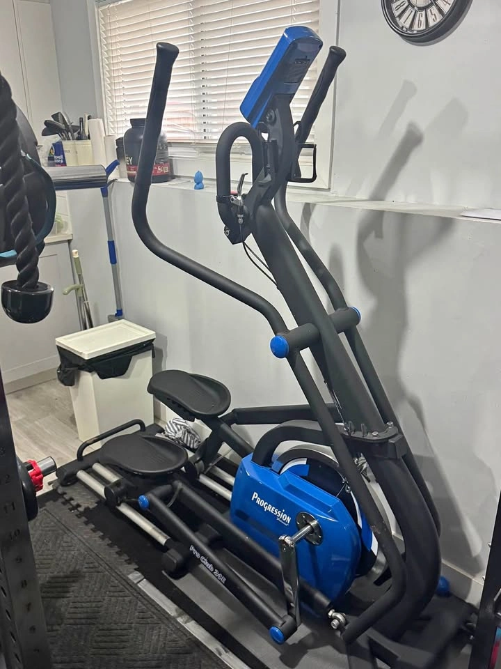 Progression Fitness Pro Club 24E Elliptical