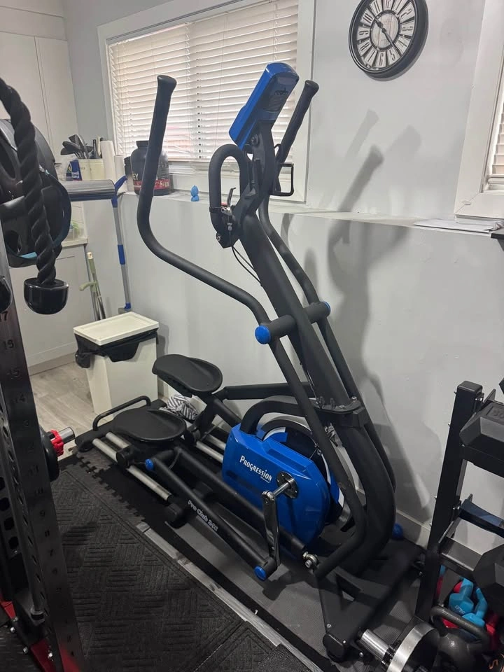 Progression Fitness Pro Club 24E Elliptical - photo 2