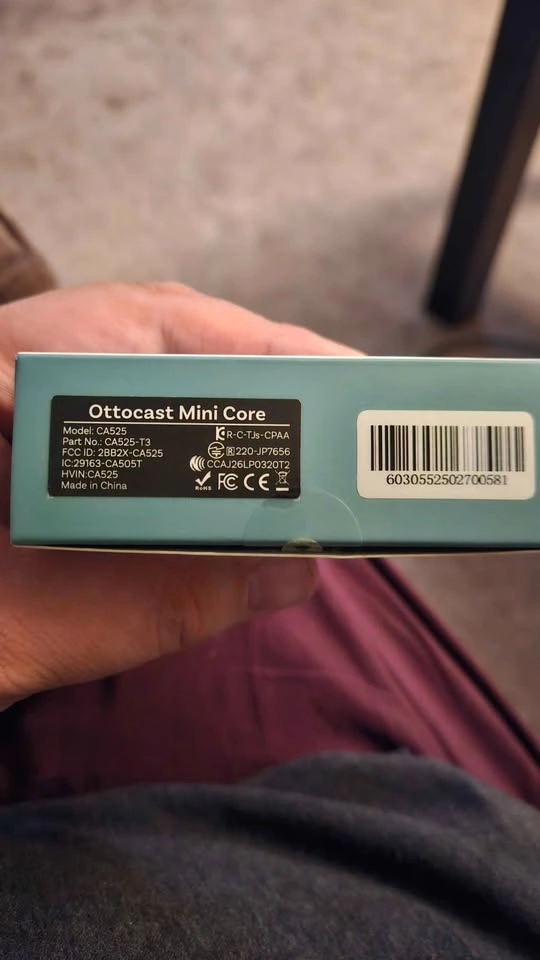 Ottocast Mini Core Wireless CarPlay & Android Auto Adapter - photo 2