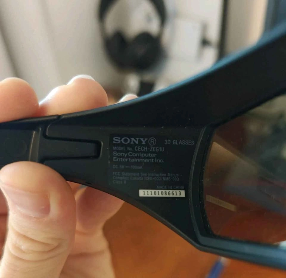 Sony CECH-ZEG1U 3D Glasses - photo 3