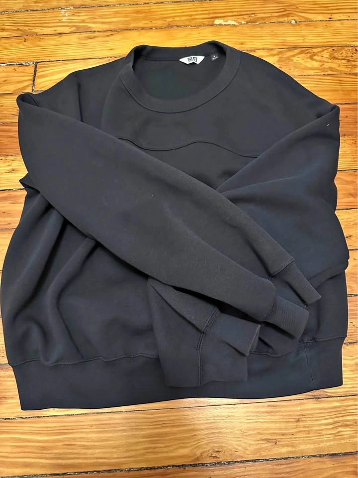 Women’s Clothing Bundle Size S/M - 6 Items