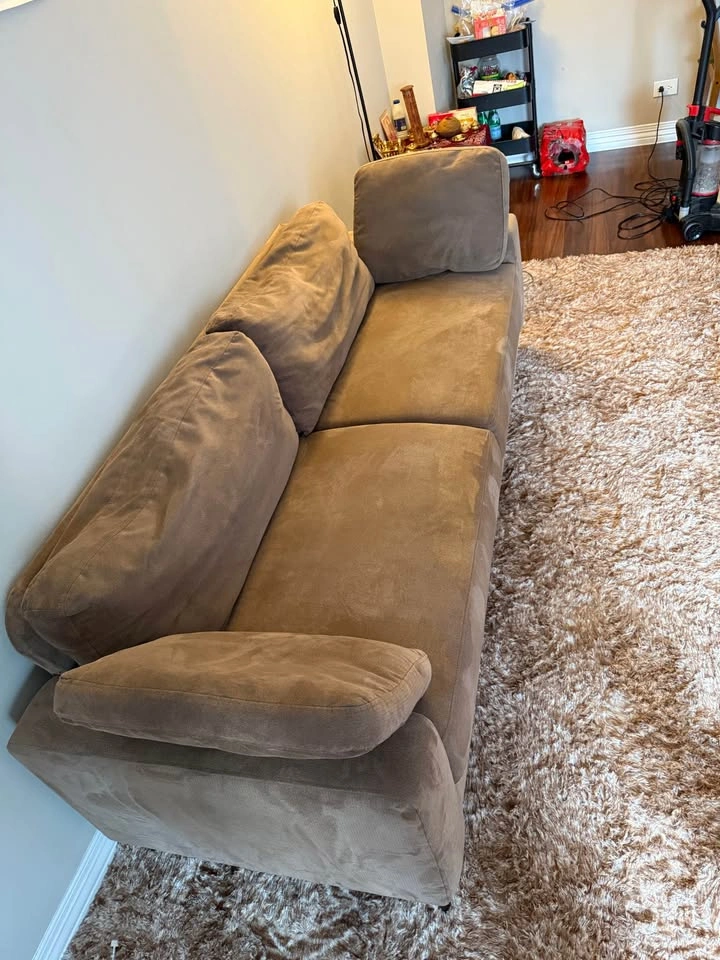 Couch for sale - photo 2