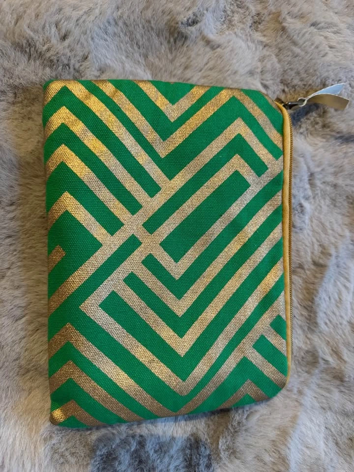 Make Up Pouch / Clutch - photo 3